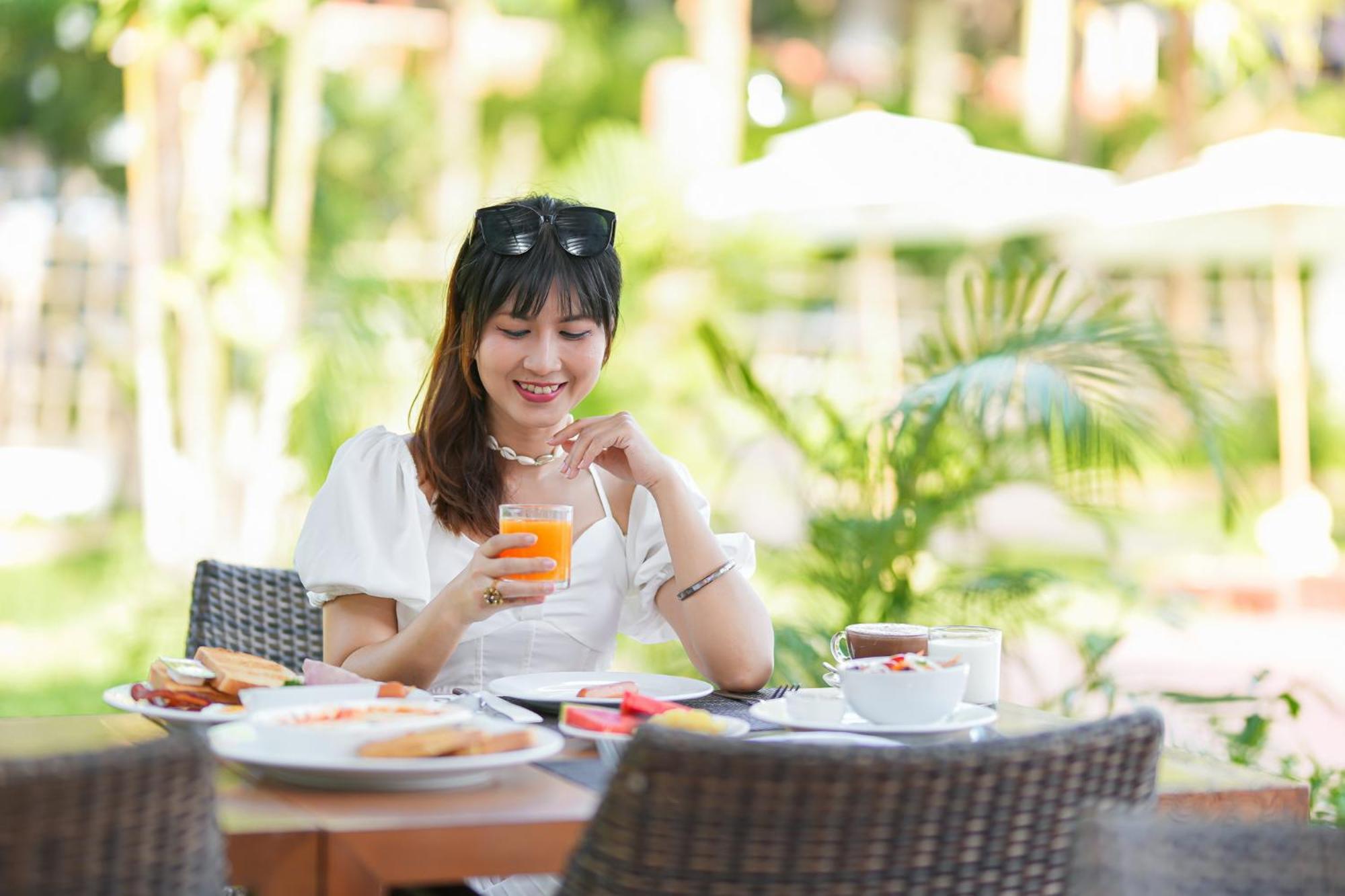 Touch Sea Boutique Hotel&Bistro Karon Exterior foto